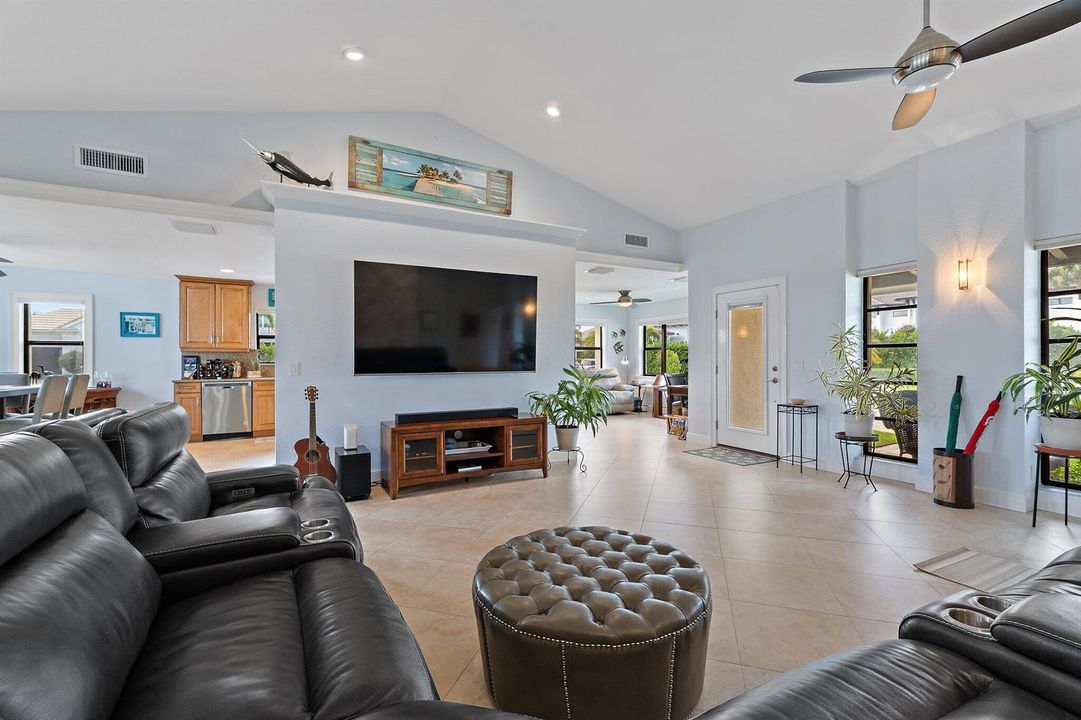 044-348RiverDr-Tequesta-SMALL