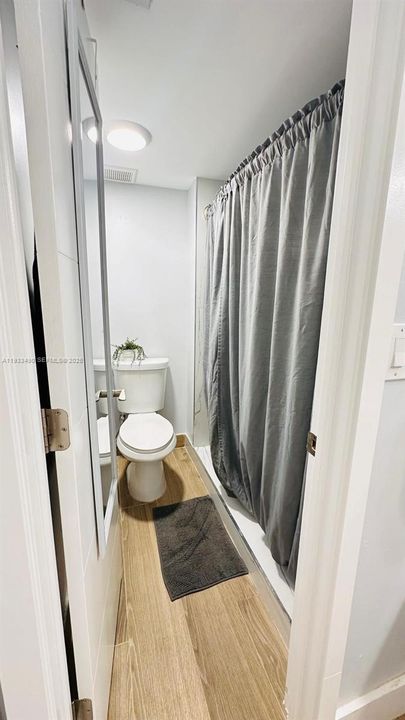 На продажу: $395,000 (3 спален, 2 ванн, 1231 Квадратных фут)