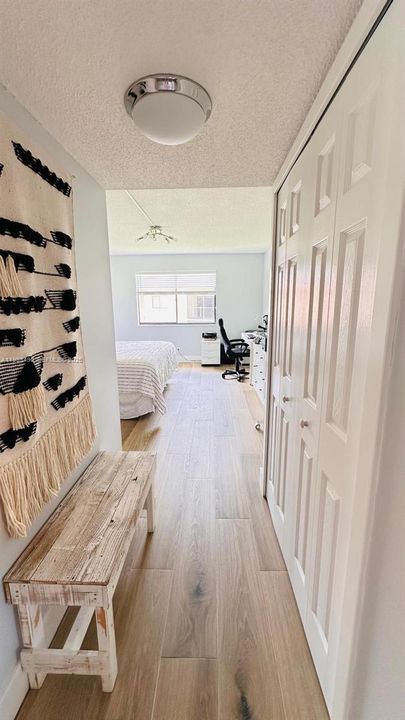 На продажу: $395,000 (3 спален, 2 ванн, 1231 Квадратных фут)