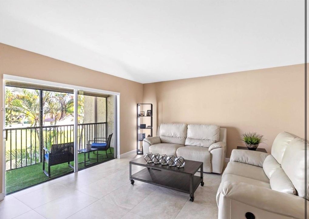 En Renta: $2,550 (2 camas, 2 baños, 1124 Pies cuadrados)