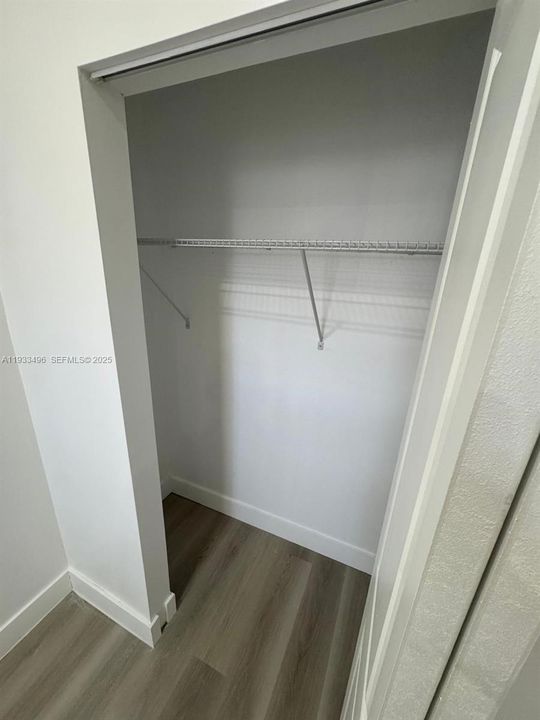 For Rent: $4,300 (3 beds, 2 baths, 1659 Square Feet)