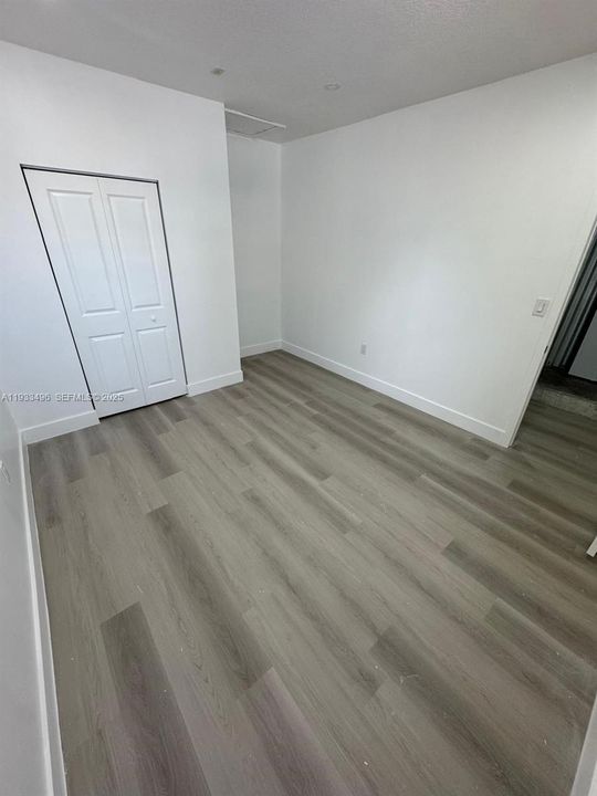 For Rent: $4,300 (3 beds, 2 baths, 1659 Square Feet)