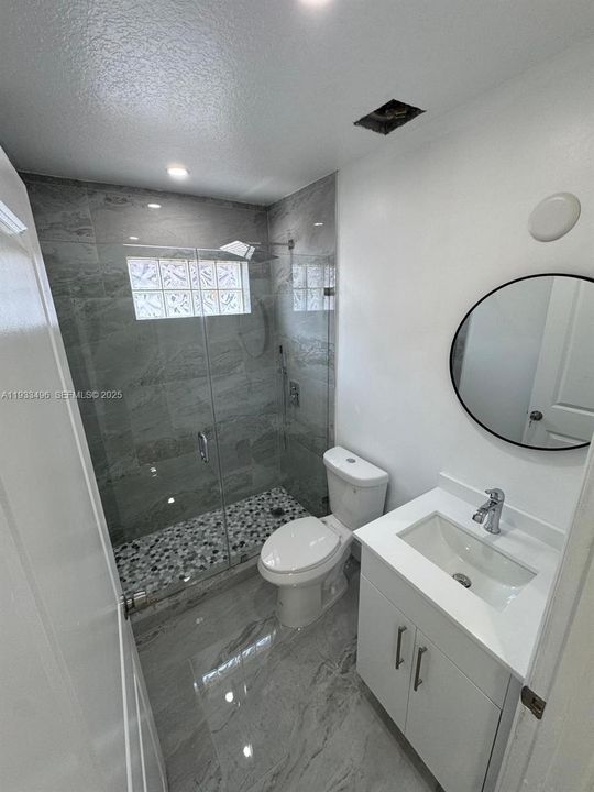 For Rent: $4,300 (3 beds, 2 baths, 1659 Square Feet)