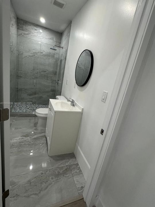 For Rent: $4,300 (3 beds, 2 baths, 1659 Square Feet)