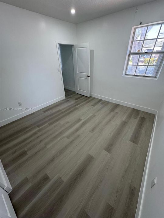 For Rent: $4,300 (3 beds, 2 baths, 1659 Square Feet)