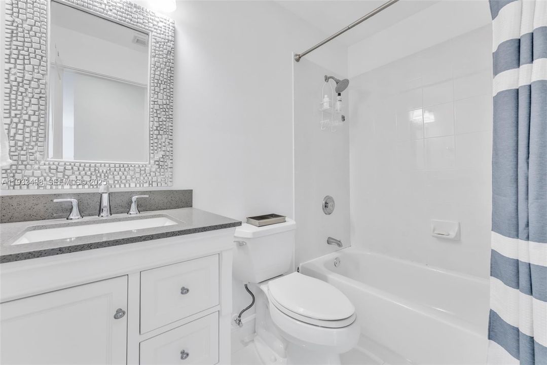 For Sale: $550,000 (3 beds, 2 baths, 1804 Square Feet)