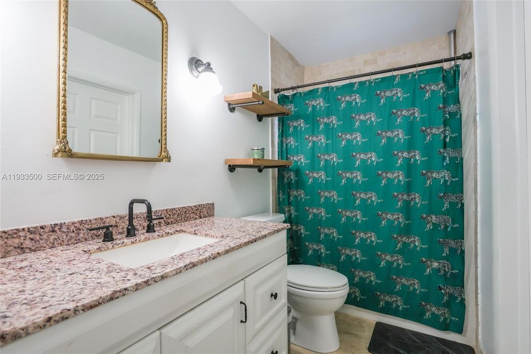 For Sale: $895,000 (3 beds, 2 baths, 1489 Square Feet)