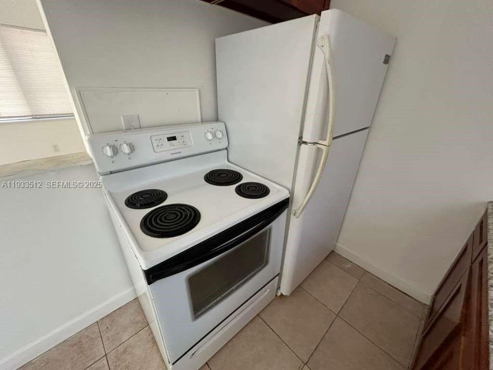 В аренду: $1,375 (1 спален, 1 ванн, 600 Квадратных фут)