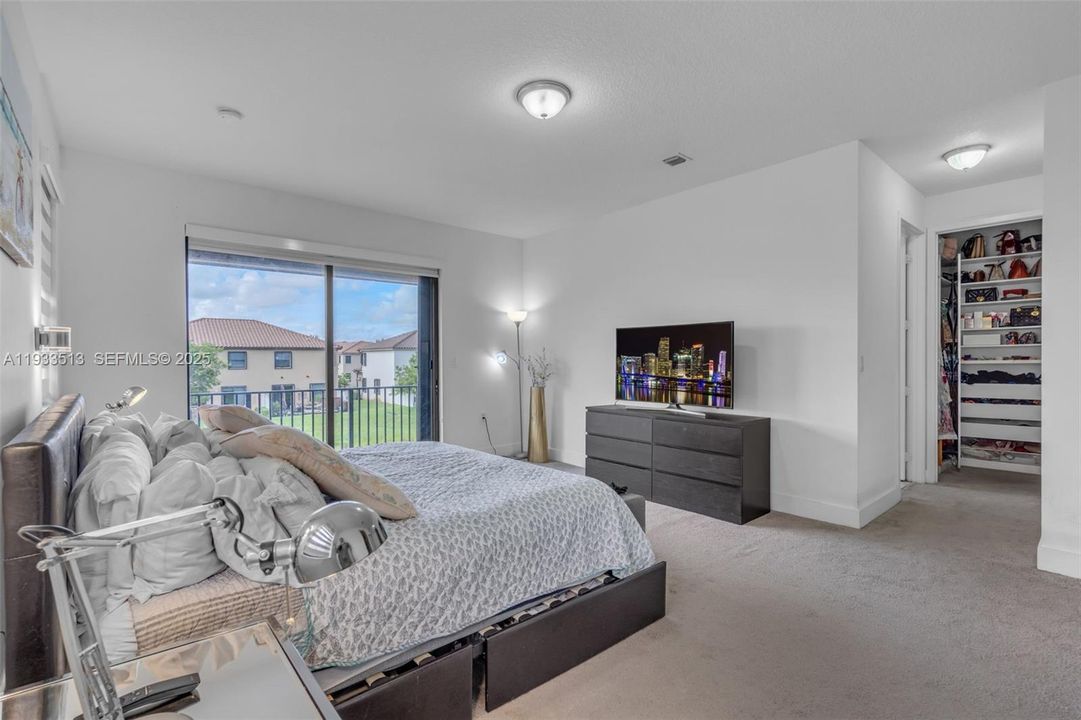 На продажу: $745,000 (4 спален, 2 ванн, 2486 Квадратных фут)