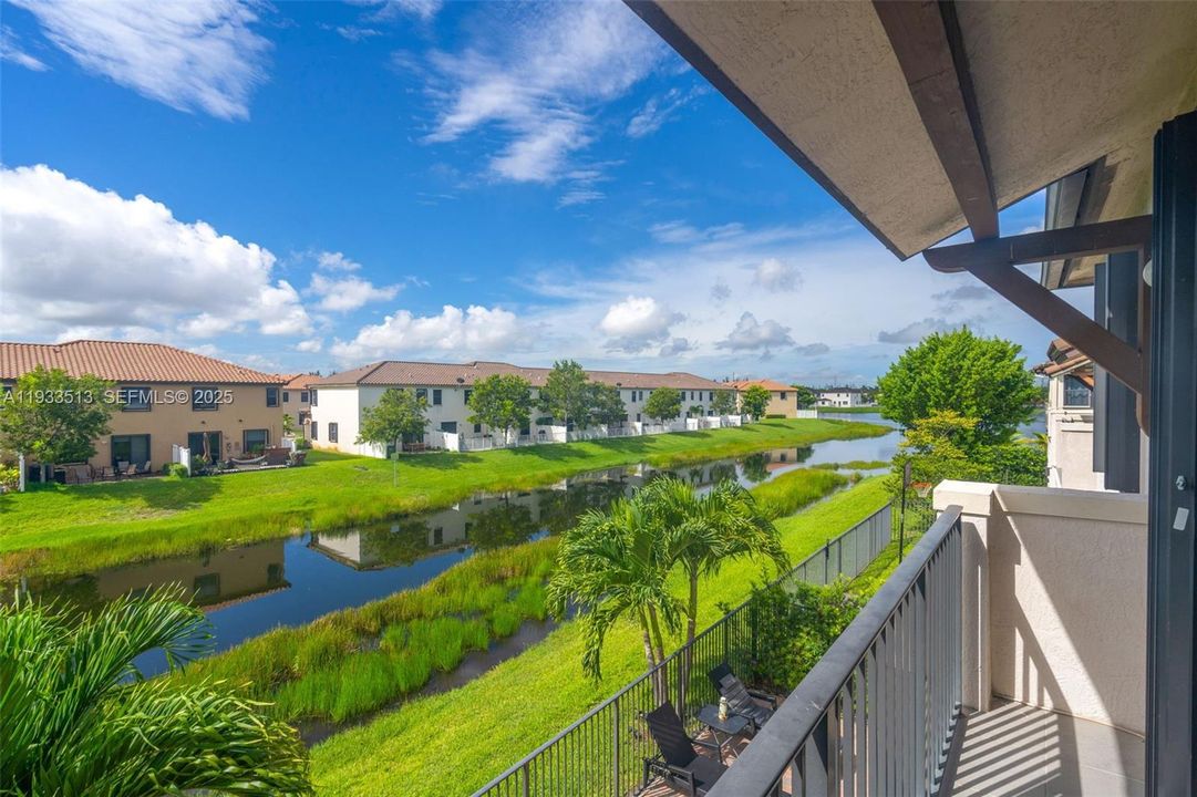 На продажу: $745,000 (4 спален, 2 ванн, 2486 Квадратных фут)