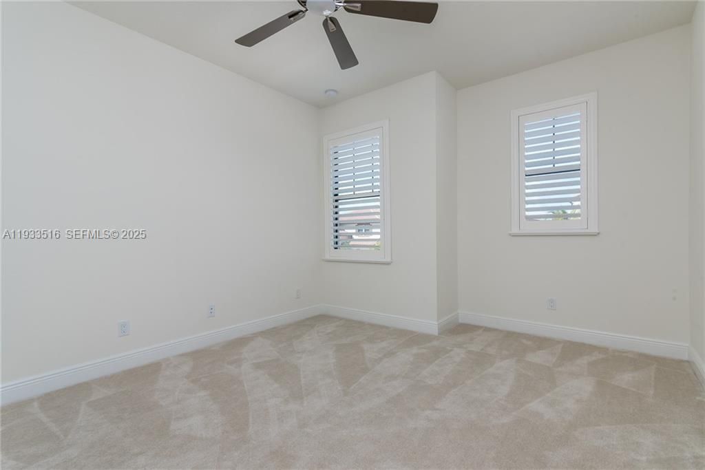 For Sale: $1,200,000 (4 beds, 3 baths, 3120 Square Feet)