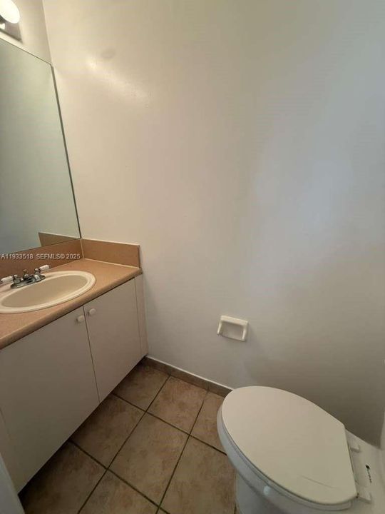 В аренду: $2,300 (3 спален, 2 ванн, 1508 Квадратных фут)