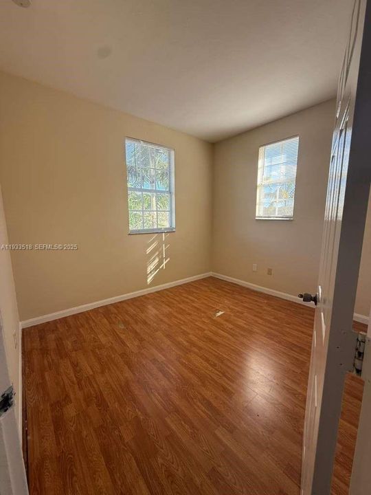 В аренду: $2,300 (3 спален, 2 ванн, 1508 Квадратных фут)