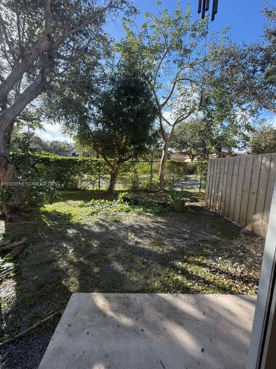 В аренду: $2,300 (3 спален, 2 ванн, 1508 Квадратных фут)