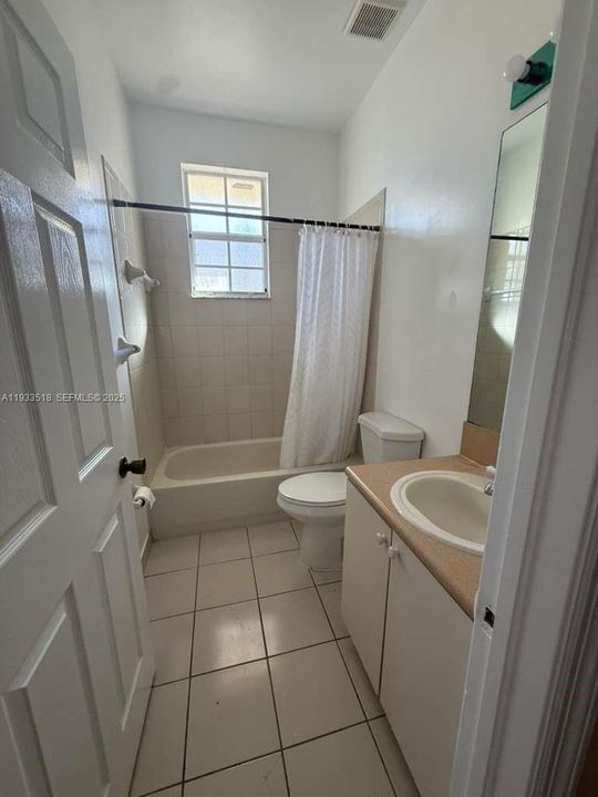 В аренду: $2,300 (3 спален, 2 ванн, 1508 Квадратных фут)