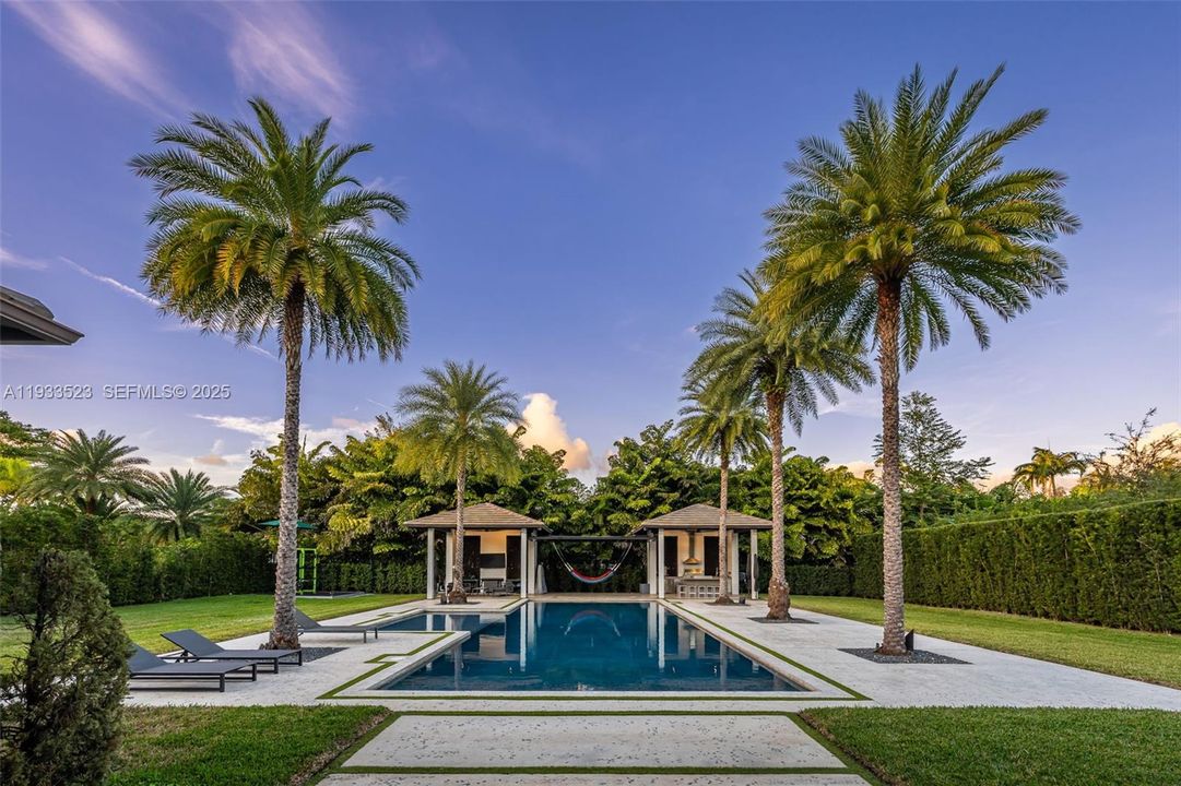 На продажу: $4,700,000 (4 спален, 4 ванн, 4080 Квадратных фут)