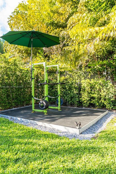 На продажу: $4,700,000 (4 спален, 4 ванн, 4080 Квадратных фут)