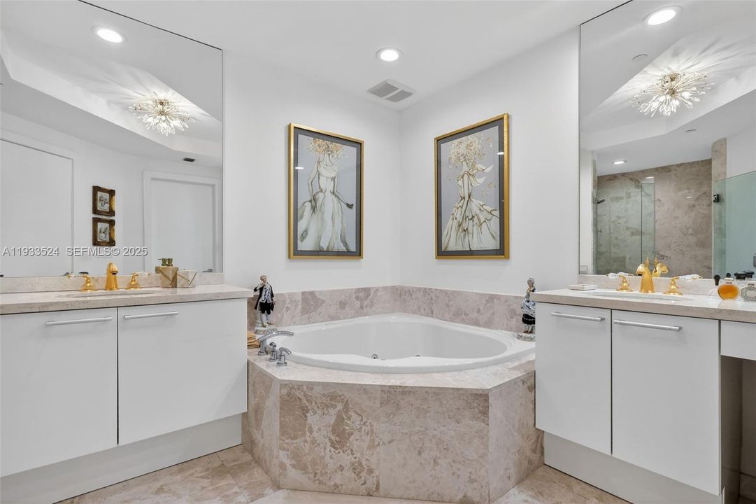 На продажу: $1,885,000 (3 спален, 3 ванн, 2235 Квадратных фут)