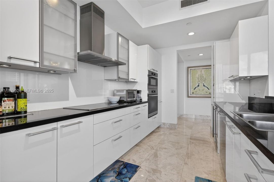 На продажу: $1,885,000 (3 спален, 3 ванн, 2235 Квадратных фут)