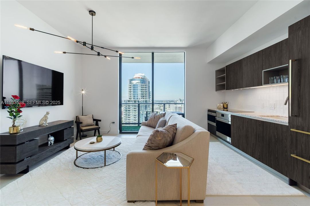 出租: $6,500 (2 贝兹, 2 浴室, 1044 平方英尺)