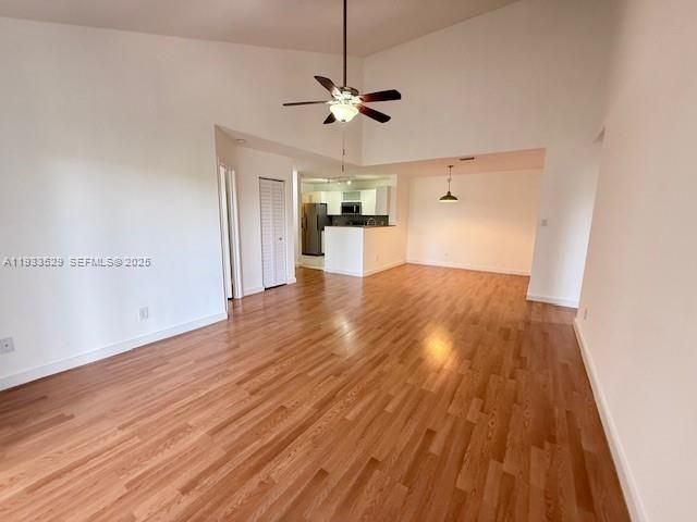 For Rent: $2,350 (3 beds, 2 baths, 1305 Square Feet)