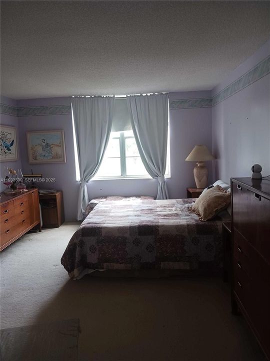 For Sale: $129,986 (2 beds, 2 baths, 960 Square Feet)