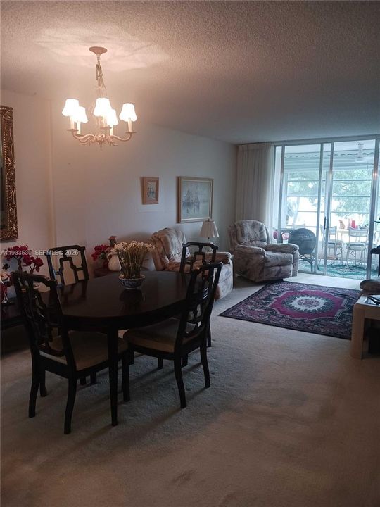 For Sale: $129,986 (2 beds, 2 baths, 960 Square Feet)