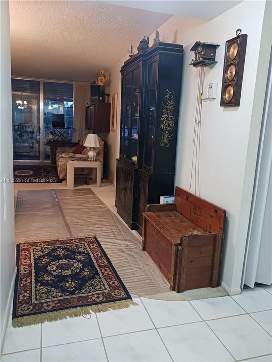 For Sale: $129,986 (2 beds, 2 baths, 960 Square Feet)