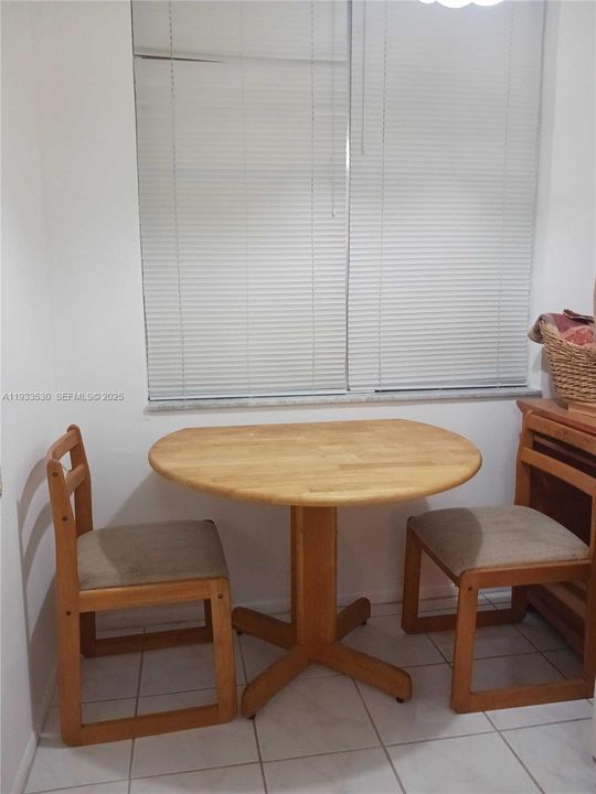 For Sale: $129,986 (2 beds, 2 baths, 960 Square Feet)