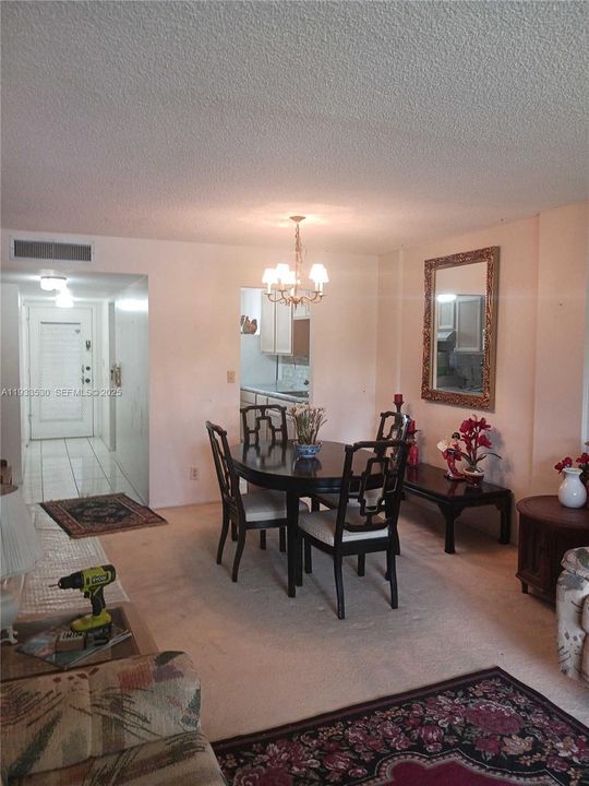 For Sale: $129,986 (2 beds, 2 baths, 960 Square Feet)