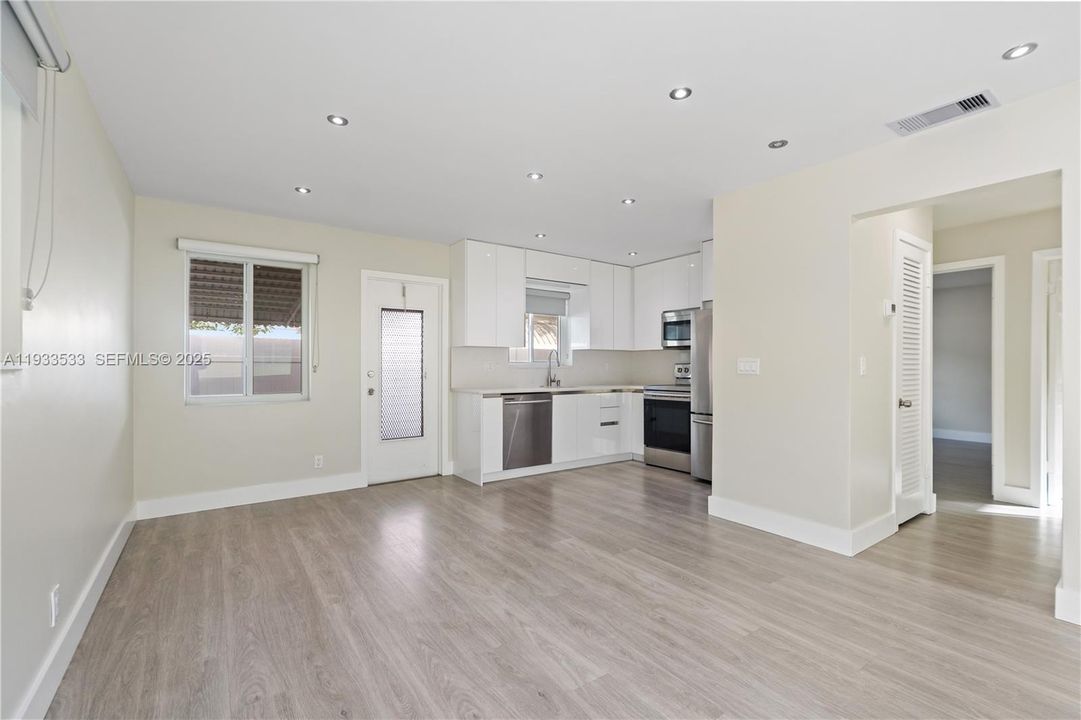 En Venta: $220,000 (2 camas, 1 baños, 851 Pies cuadrados)