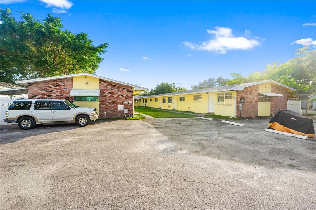 En Venta: $220,000 (2 camas, 1 baños, 851 Pies cuadrados)