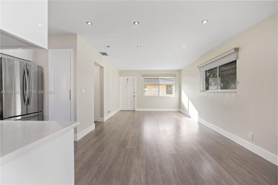 En Venta: $220,000 (2 camas, 1 baños, 851 Pies cuadrados)