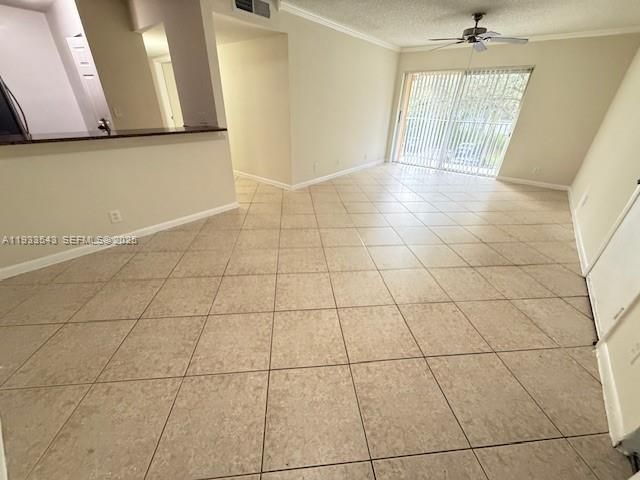 For Rent: $2,300 (3 beds, 2 baths, 1090 Square Feet)