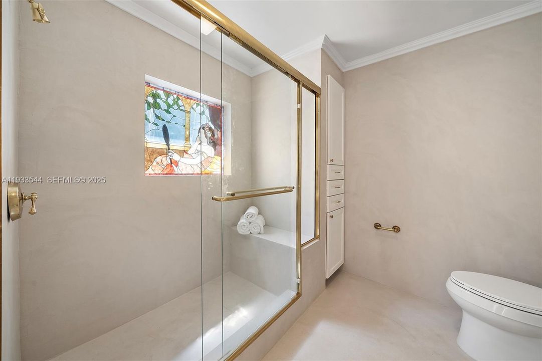 На продажу: $8,900,000 (6 спален, 5 ванн, 6132 Квадратных фут)