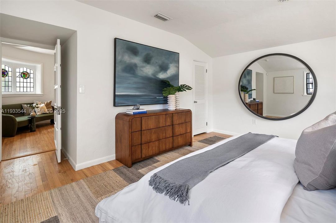 На продажу: $8,900,000 (6 спален, 5 ванн, 6132 Квадратных фут)