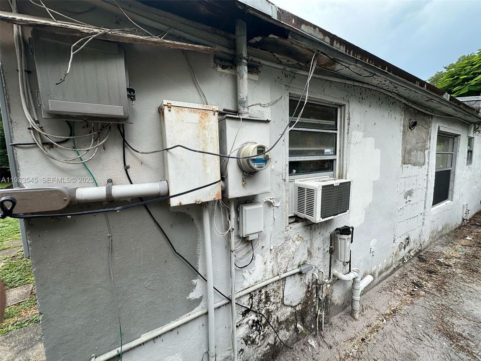 待售: $399,900 (3 贝兹, 2 浴室, 1586 平方英尺)