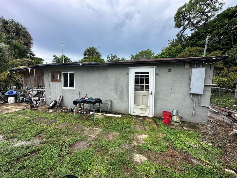 待售: $399,900 (3 贝兹, 2 浴室, 1586 平方英尺)