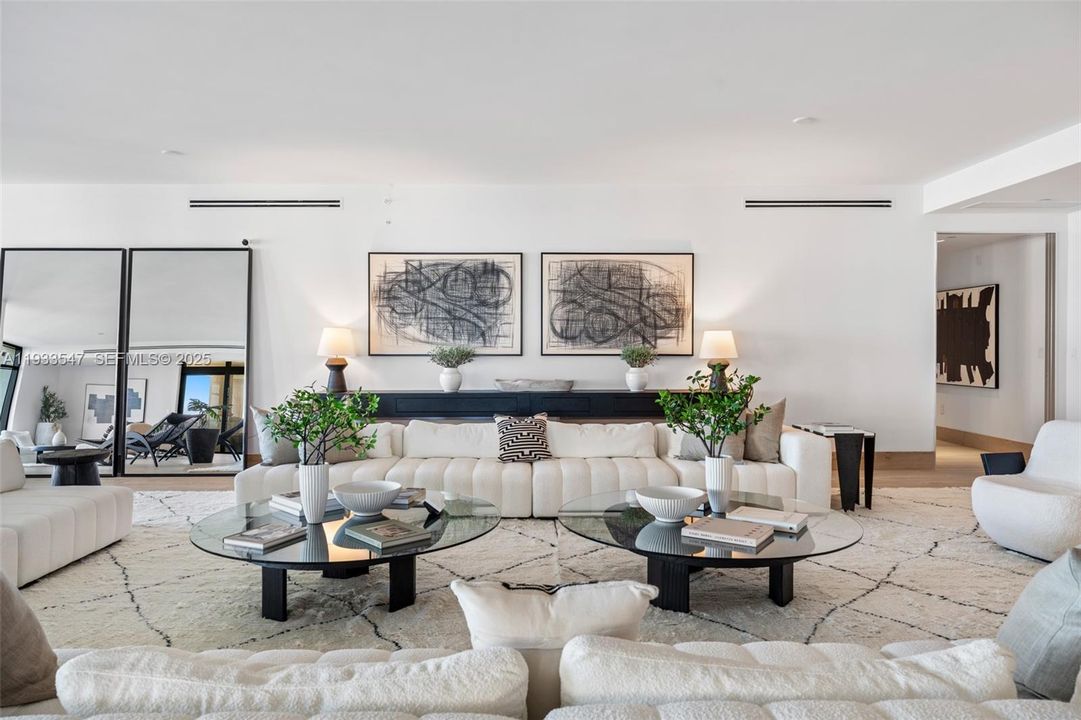 待售: $36,250,000 (6 贝兹, 6 浴室, 7302 平方英尺)