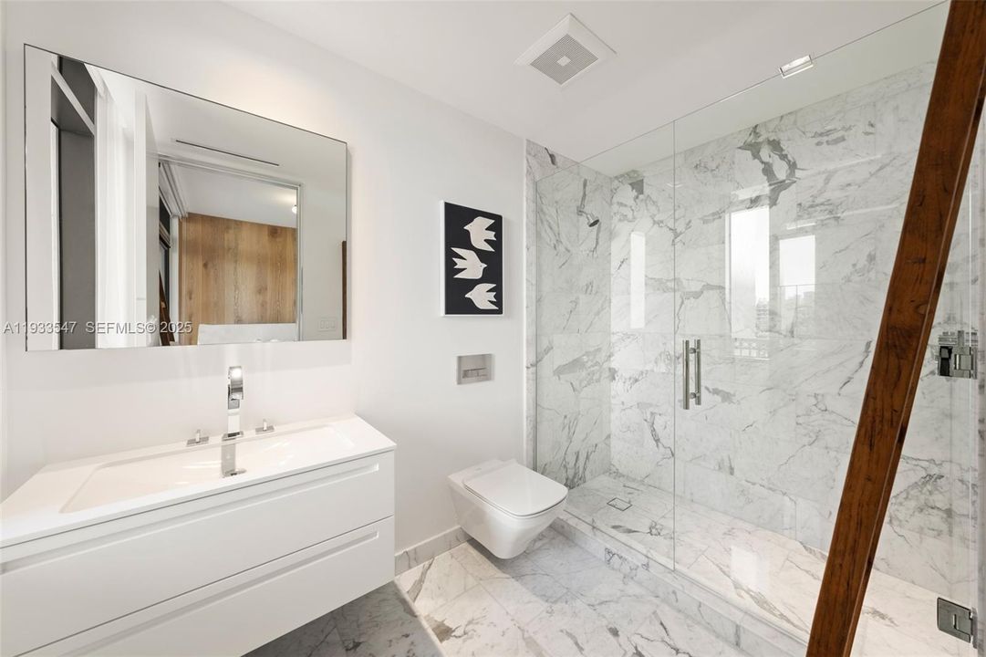 待售: $36,250,000 (6 贝兹, 6 浴室, 7302 平方英尺)