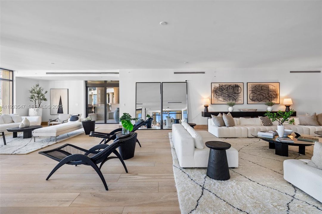 待售: $36,250,000 (6 贝兹, 6 浴室, 7302 平方英尺)