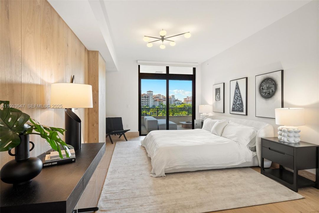 待售: $36,250,000 (6 贝兹, 6 浴室, 7302 平方英尺)