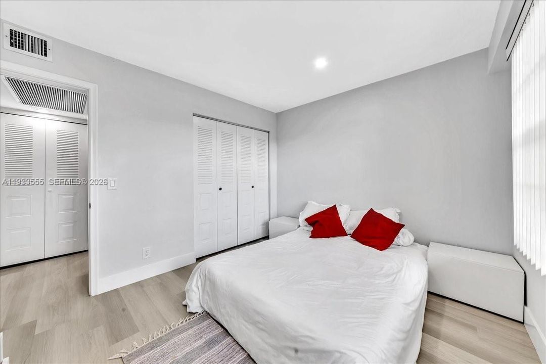 В аренду: $2,150 (2 спален, 2 ванн, 1192 Квадратных фут)