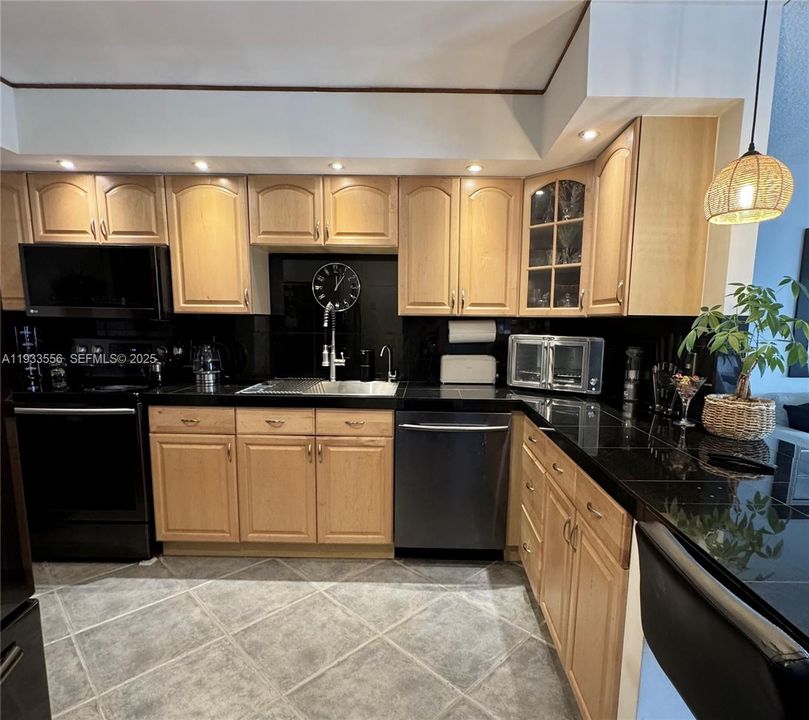 En Venta: $260,000 (1 camas, 1 baños, 850 Pies cuadrados)