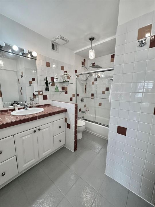 En Venta: $260,000 (1 camas, 1 baños, 850 Pies cuadrados)