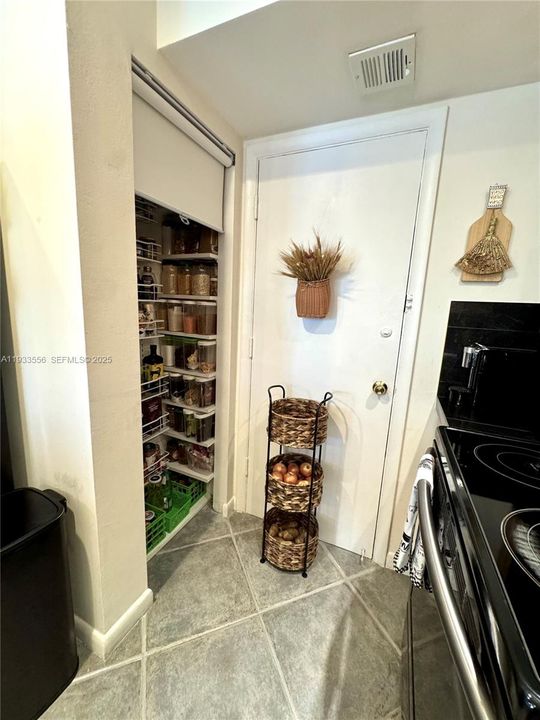 En Venta: $260,000 (1 camas, 1 baños, 850 Pies cuadrados)