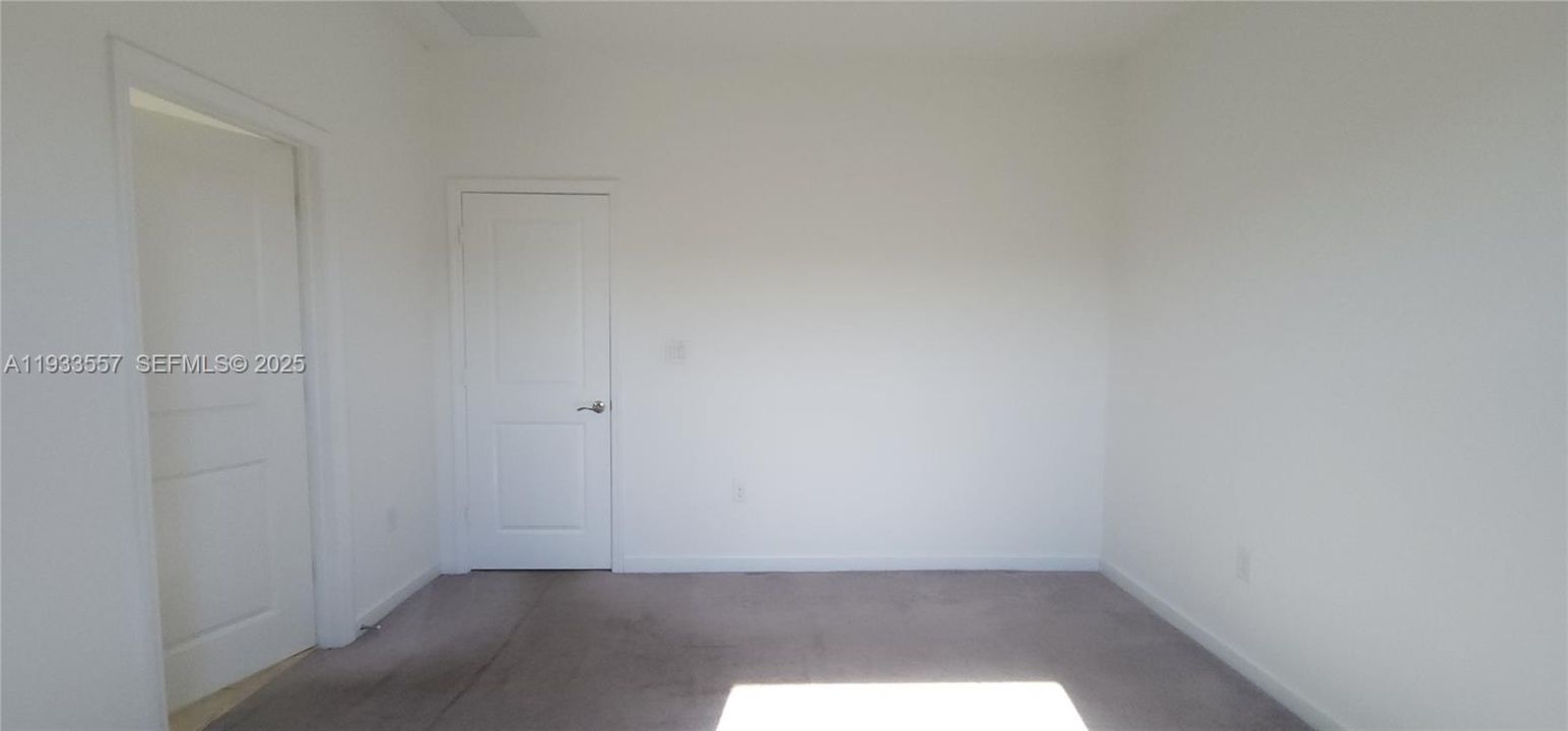 For Rent: $2,650 (3 beds, 2 baths, 1441 Square Feet)