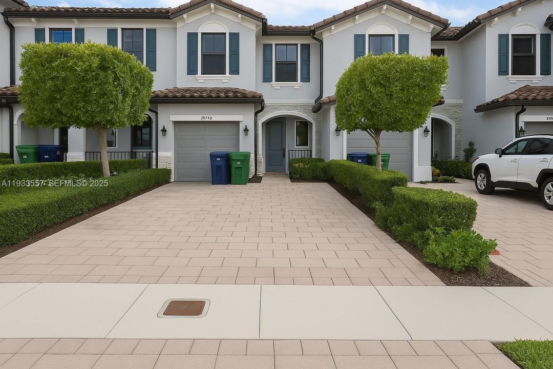 For Rent: $2,650 (3 beds, 2 baths, 1441 Square Feet)