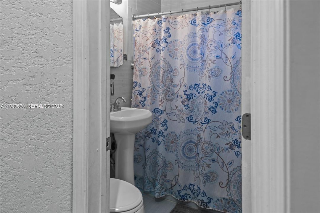 En Renta: $3,500 (4 camas, 1 baños, 1260 Pies cuadrados)