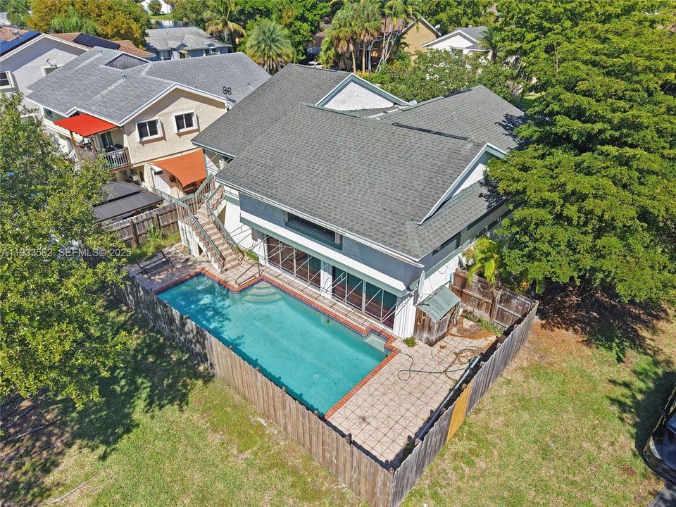 На продажу: $610,000 (3 спален, 2 ванн, 2718 Квадратных фут)